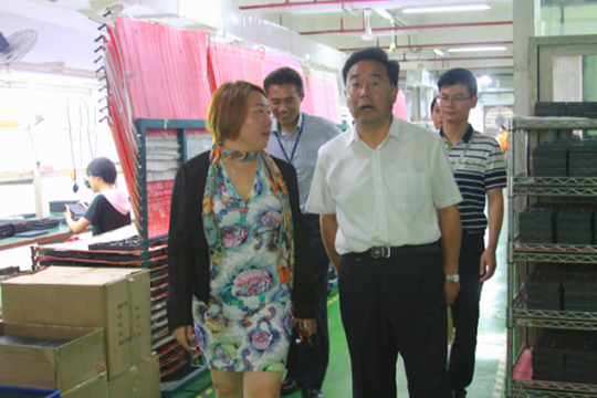 甘肃省武山县领导莅临J9集团平台(china)公司官网参观考察